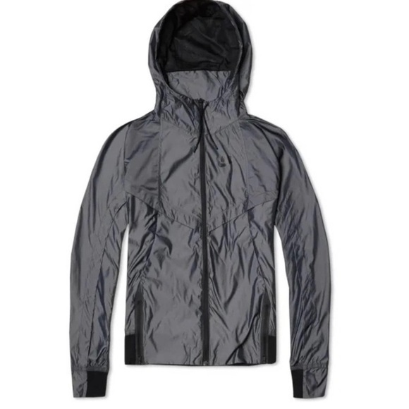 NIKE Women's Woven T2 Jacket in Deep Pewter - Picture 2 of 11